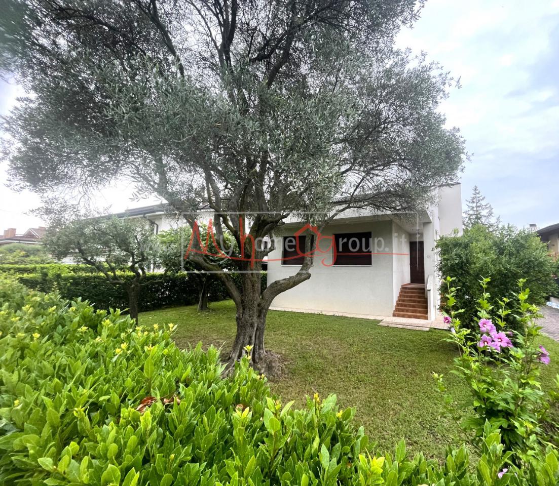 Villa in vendita a Montegrotto Terme