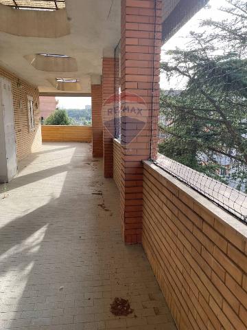 Penthouse in Viale della Regione 172, Caltanissetta - Photo 1