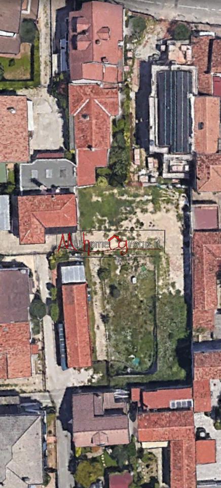 Terreno edificabile residenziale in vendita a Padova