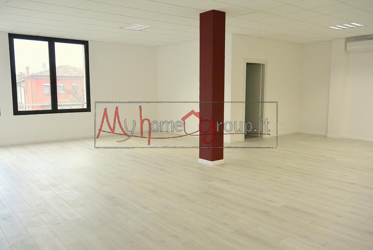 Ufficio in Via Marconi, Ponte San Nicolo', {3} - Foto 1