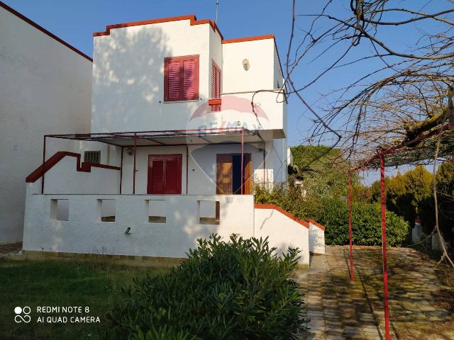 Villa in Via Domenico Fioritto Snc, Manfredonia - Foto 1