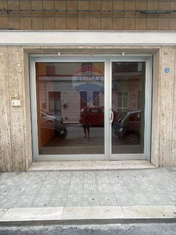 Shop in {3}, Via Emanuele Tulliano 16 - Photo 1