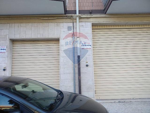 Boxen in Via Orto Sdanga 83, Manfredonia - Foto 1