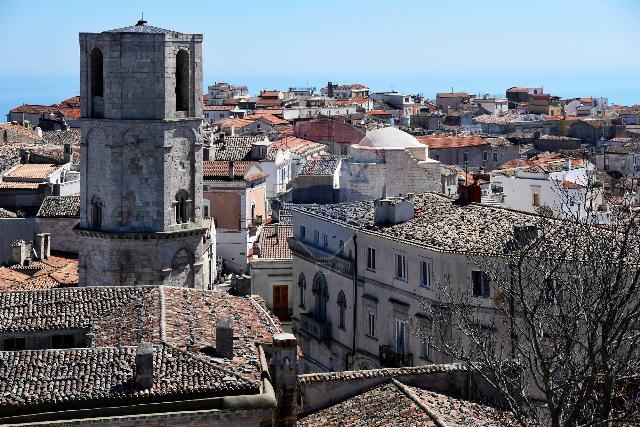 Geschäft in Via Reale Basilica 13, Monte Sant'Angelo - Foto 1