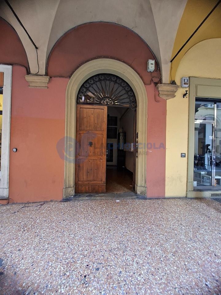Ufficio in , Bologna, {3} - Foto 2