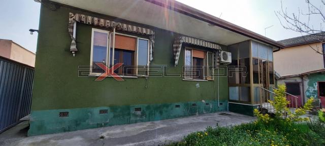 Casa indipendente in Via G. Matteotti 20 Bis Cavarzere, Cavarzere - Foto 1