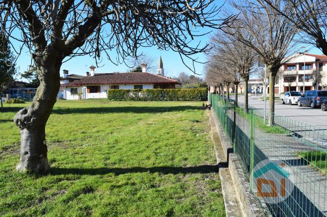 Terreno edificabile residenziale in vendita a Fiumicello Villa Vicentina