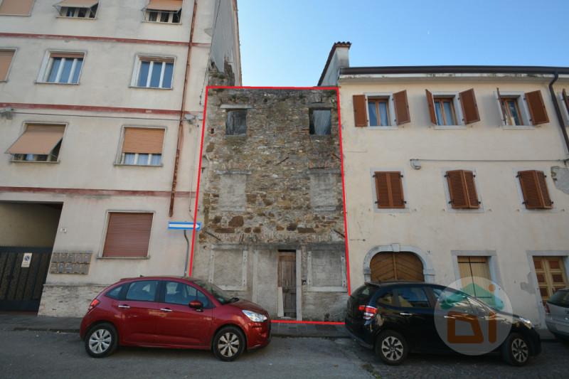 Palazzina commerciale in Via Formica, Gorizia - Foto 1