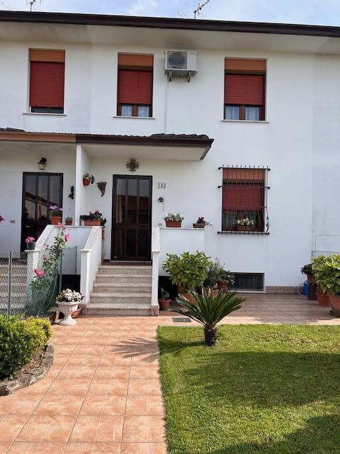 Villa a schiera in vendita a Badia Polesine