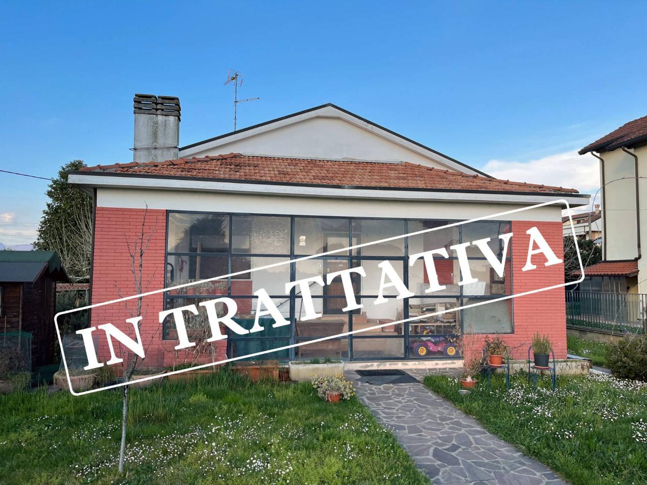 Casa indipendente in vendita a Bernareggio