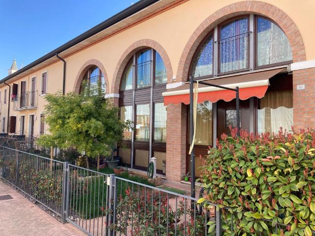 Terraced house, Mozzecane - Photo 1