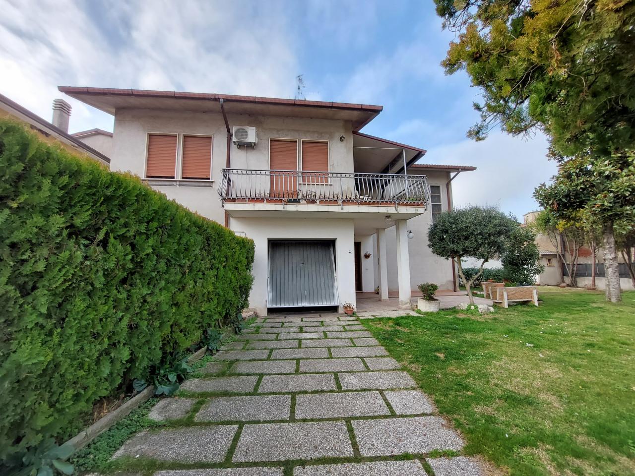Villa in vendita a Castagnaro