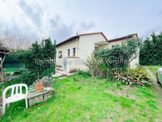 Villa in Via degli Olmi, Pietrasanta - Foto 1