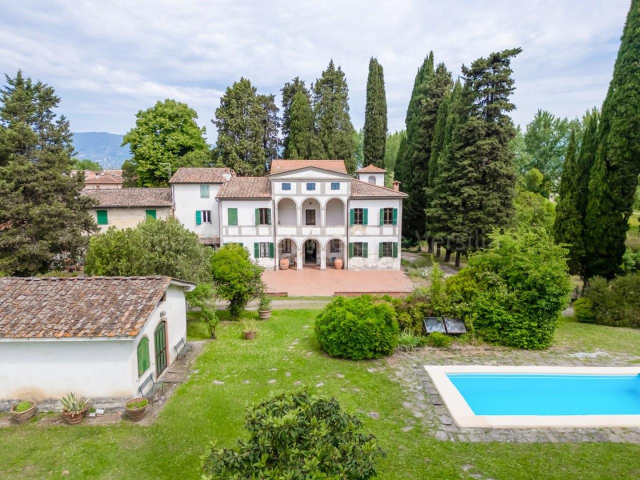 Villa in vendita a Montecarlo