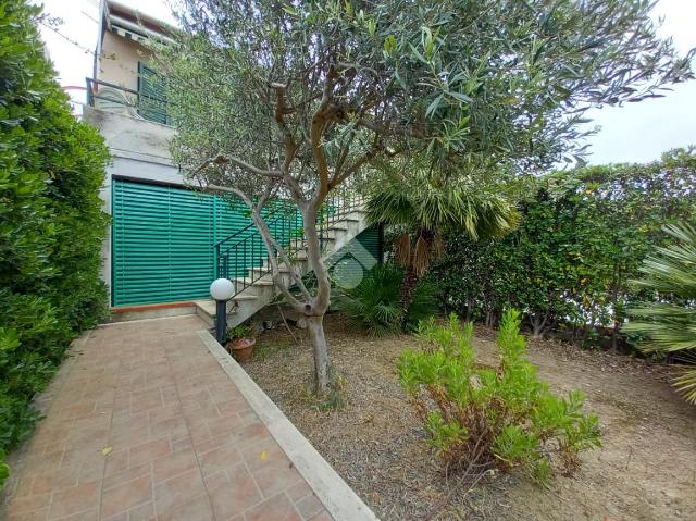 Terraced house in Viale Himera 20, Campofelice di Roccella - Photo 1