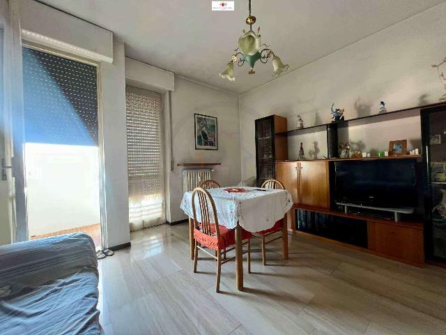 3-room flat, Desio - Photo 1