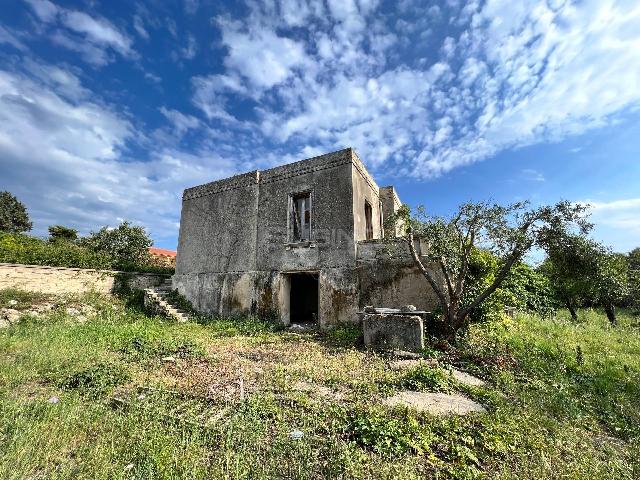 Villa in Via Isola, Siracusa - Foto 1