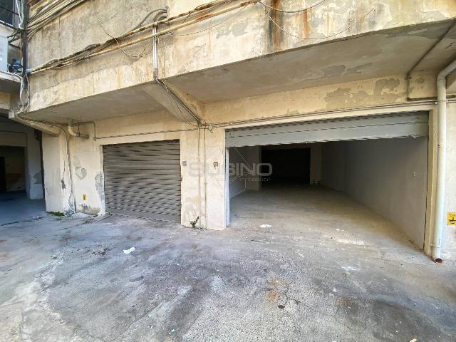 Garage or car box in {3}, Corso Gelone - Photo 1