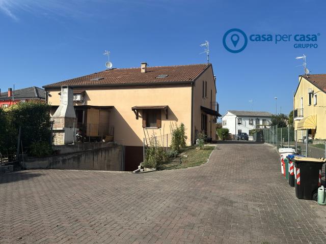 Villa in Via Munerati 78/l, Rovigo - Foto 1