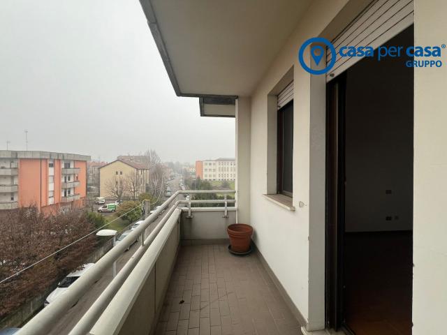 2-room flat in Via Ugo Foscolo 3, Rovigo - Photo 1