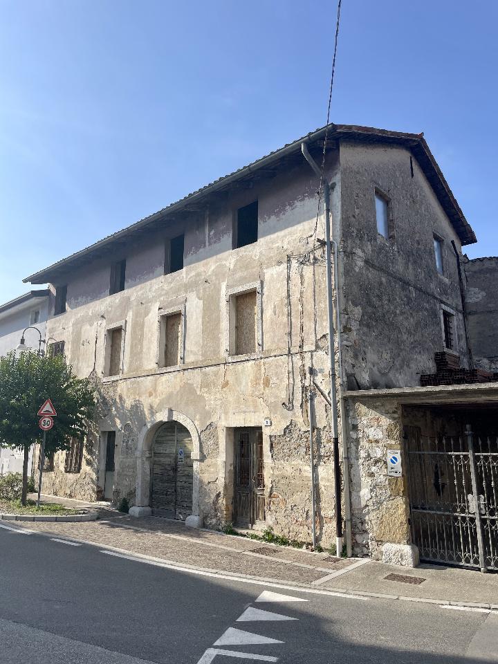 Villa bifamiliare in vendita a Villesse