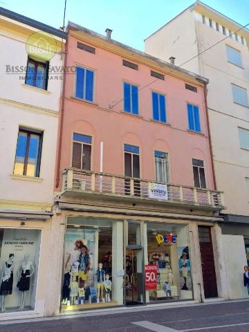 Palazzina commerciale in {3}, Legnago, Via Roma - Foto 1