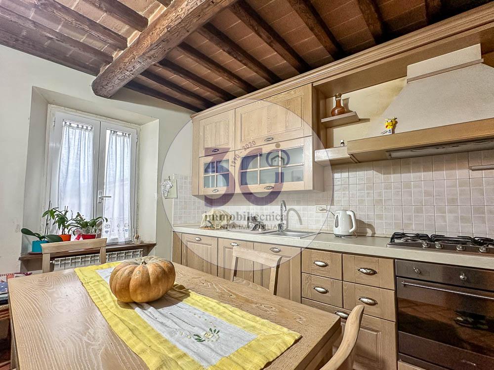 Casa indipendente in vendita a Arezzo