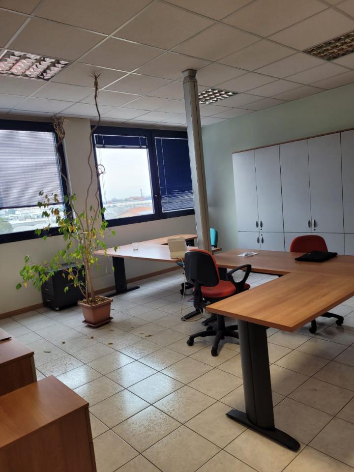 Ufficio in Viale Navigazione 51, Padova, {3} - Foto 2