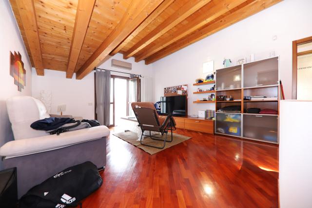 2-room flat in Via Marconi, 51, Bovisio-Masciago - Photo 1