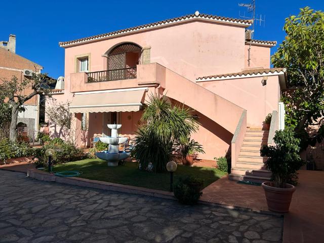 Mansion in Via l'Aldiola 1, Arzachena - Photo 1