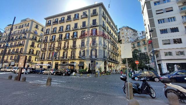 Apartament in Via Santa Lucia 76, Napoli - Photo 1