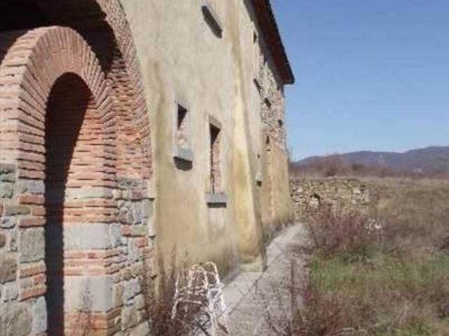 Country house or cottage in Complesso Residenziale Ponte Buriano, Arezzo - Photo 1