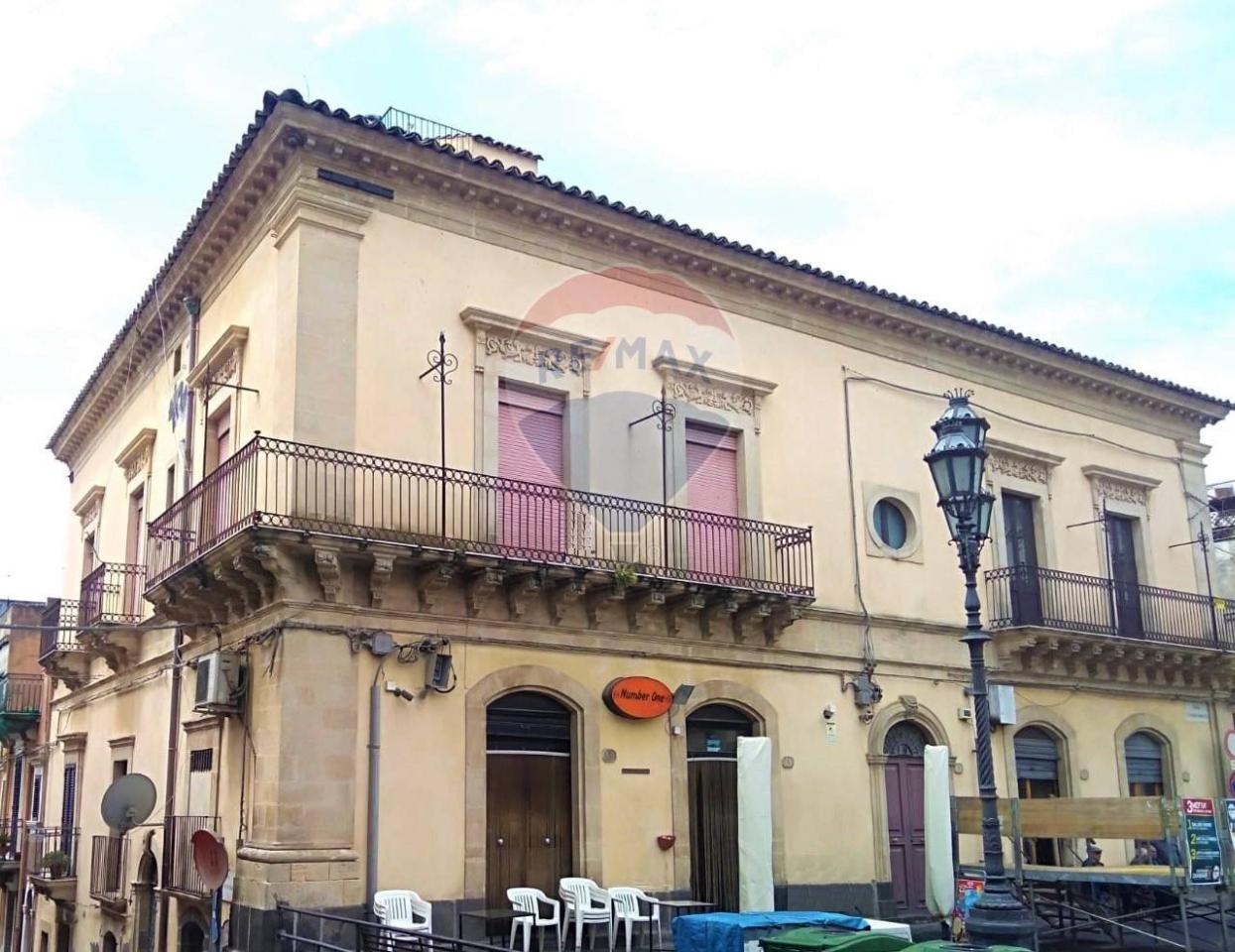 Casa indipendente in vendita a Militello In Val Di Catania