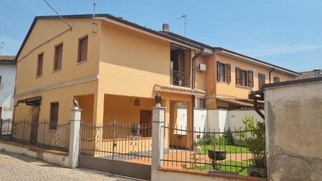 Casa indipendente in Via Piacenza, Crema - Foto 1