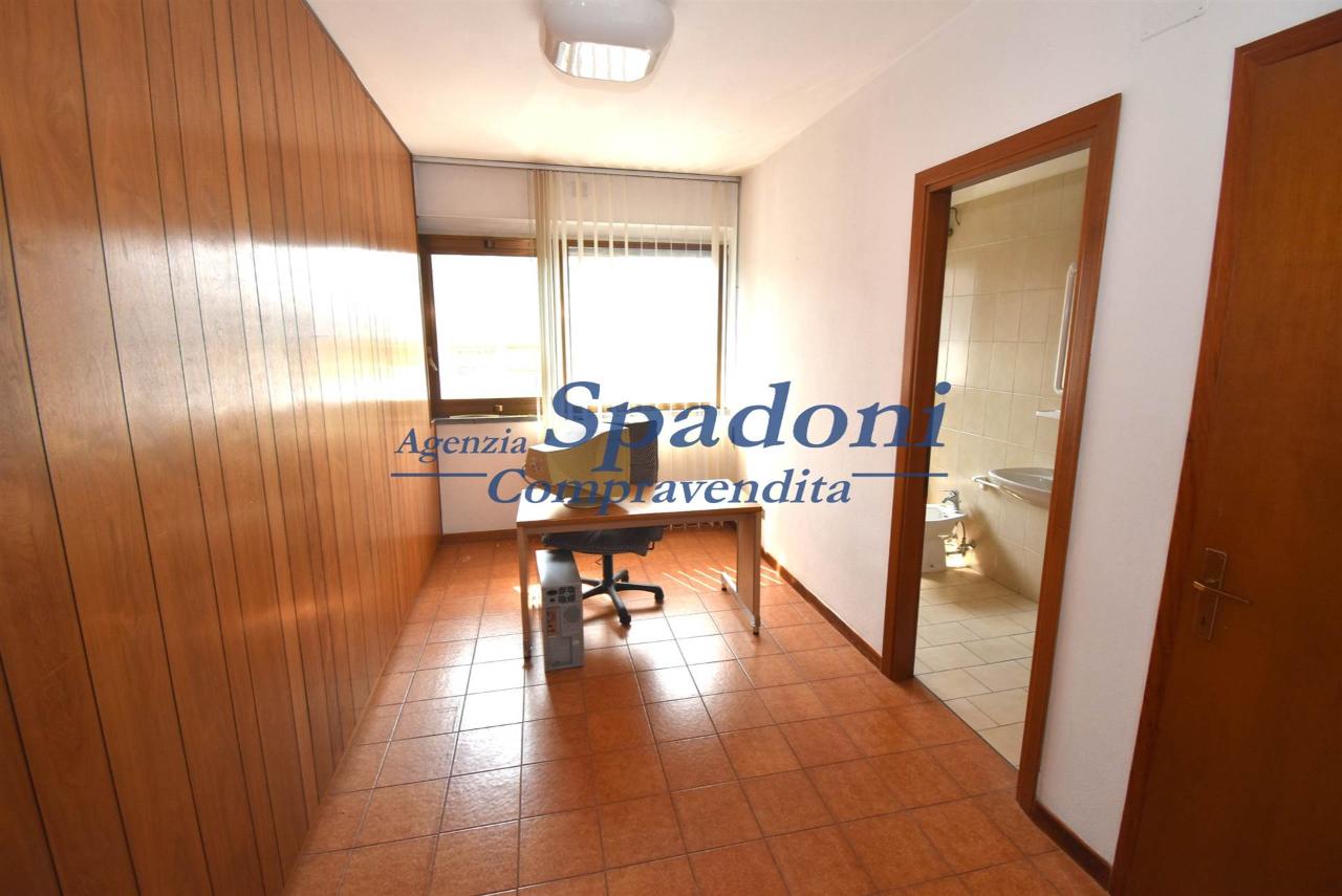 Ufficio in , Monsummano Terme, {3} - Foto 1