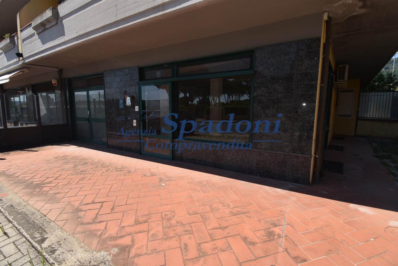 Negozio in , Uzzano, {3} - Foto 2