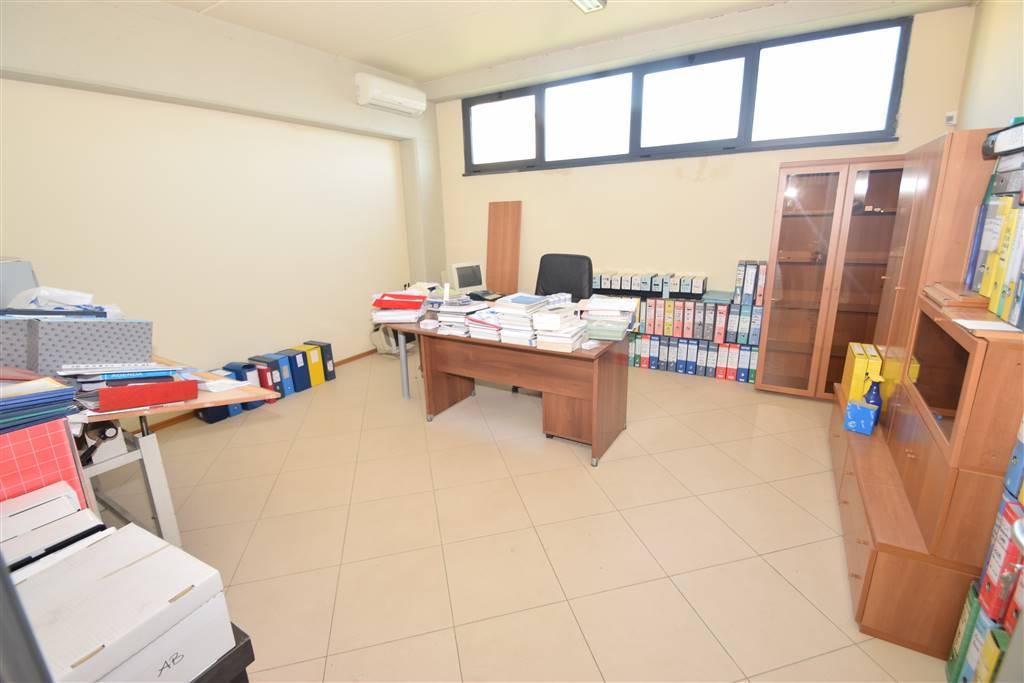 Laboratorio in , Massa E Cozzile, {3} - Foto 2