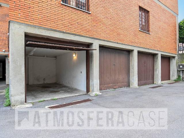 Garage or car box in Via G.B. Tiepolo 9, Seriate - Photo 1