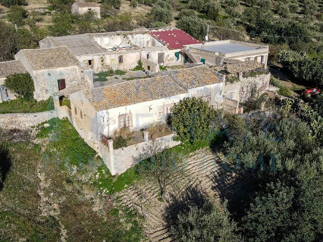 Country house or cottage in Via Principe Umberto 1, Noto - Photo 1