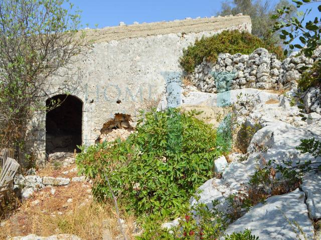 Country house or cottage, Noto - Photo 1