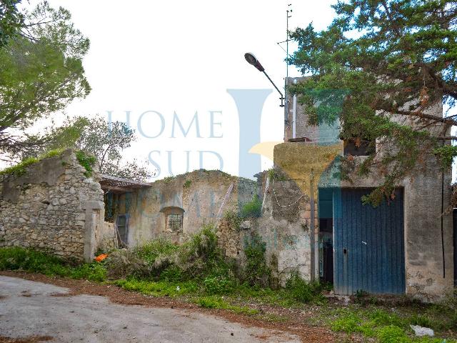 Country house or cottage, Noto - Photo 1