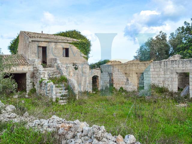 Country house or cottage, Noto - Photo 1