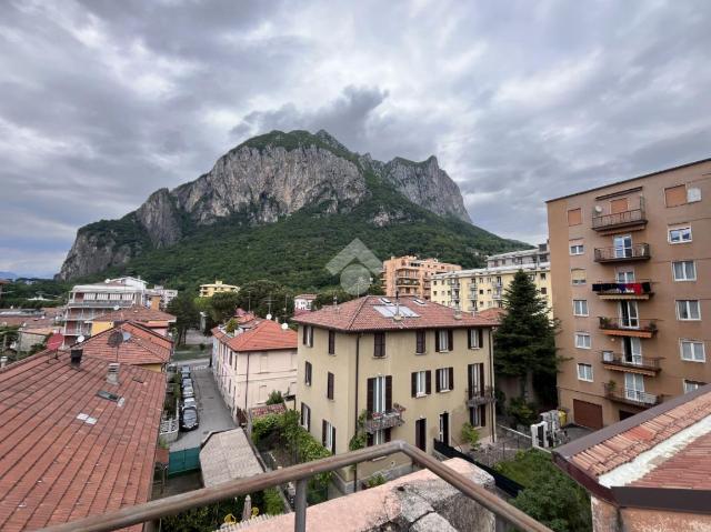 3-room flat in Via Petrarca 21, Lecco - Photo 1