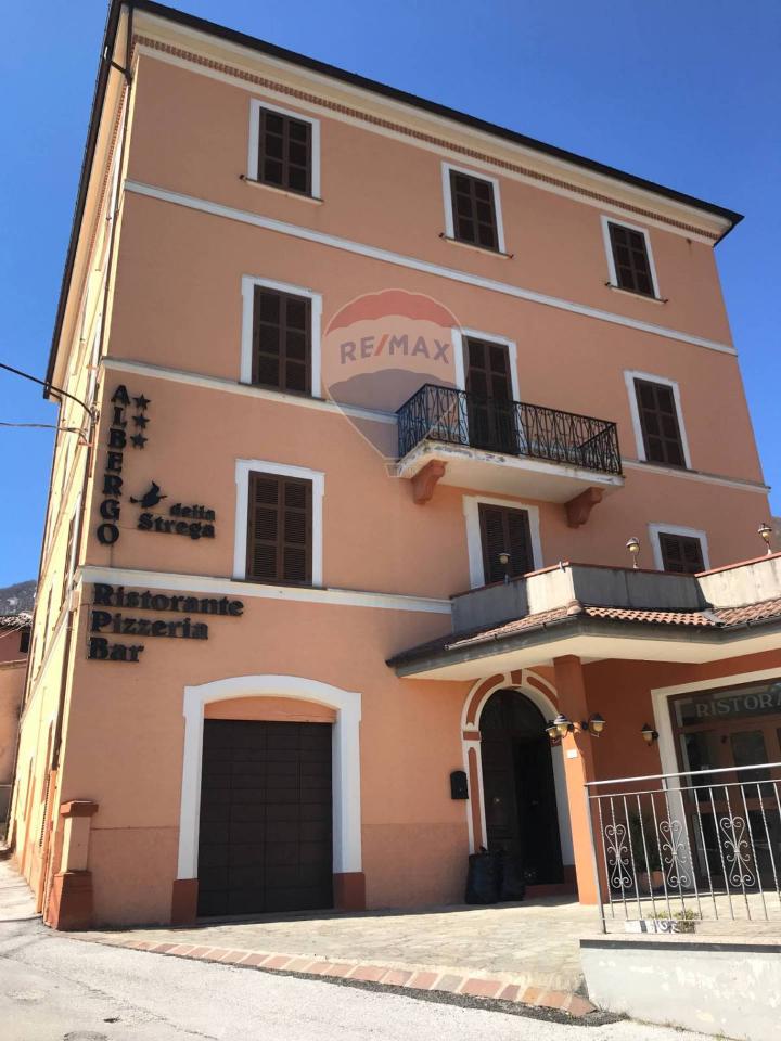 Albergo in Frazione Valdolmo 9, Sassoferrato - Foto 1