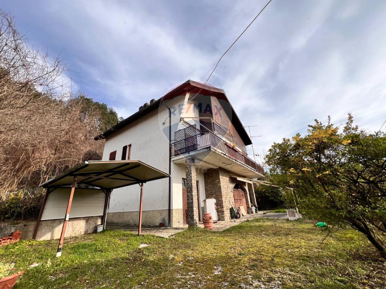 Casa indipendente in vendita a Borzonasca
