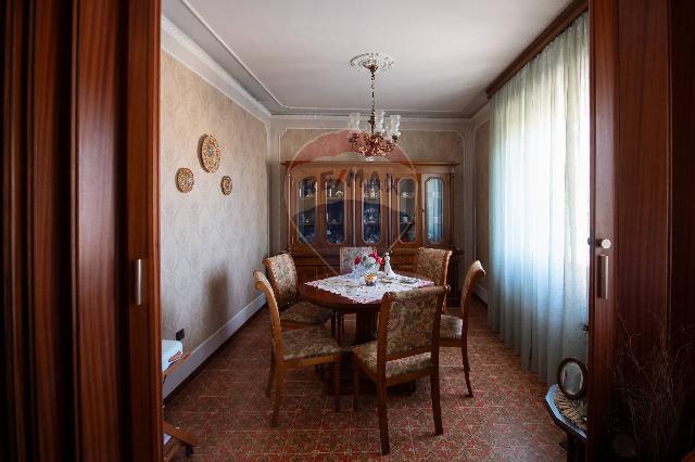 Wohnung in Piazza Vittorio Emanuele II 9, Castelleone di Suasa - Foto 1