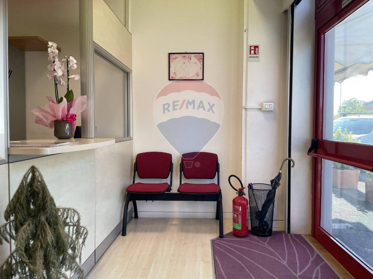 Negozio in , Jesi, {3} - Foto 1