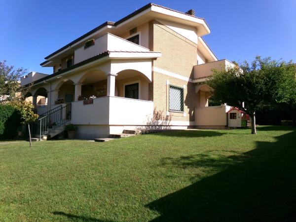 Villa bifamiliare in vendita a Anzio