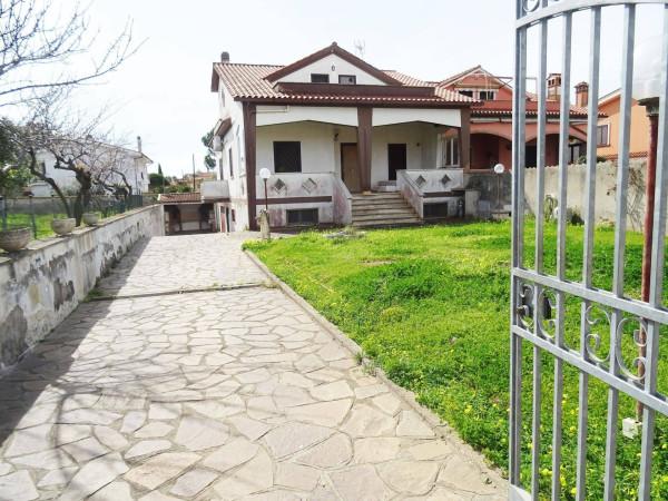 Villa bifamiliare in vendita a Ardea