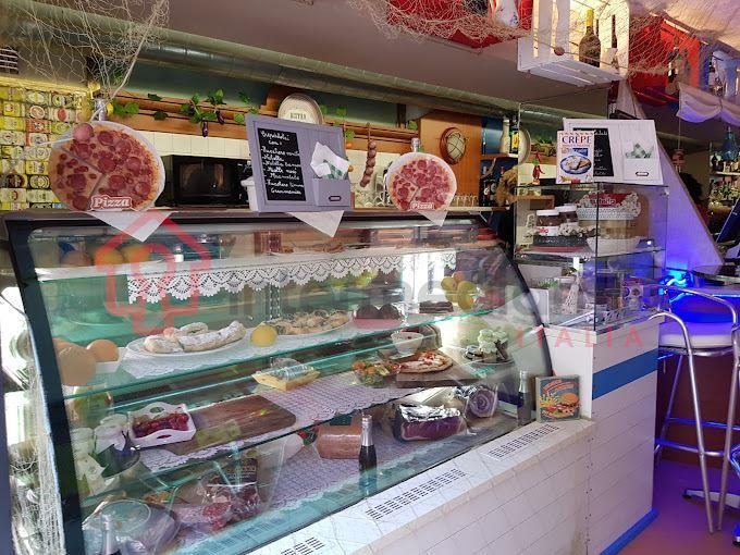 Locale commerciale in , Riva Del Garda, {3} - Foto 2